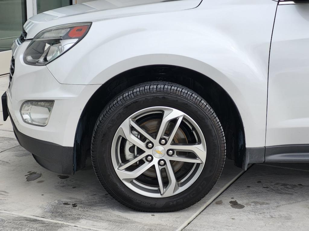 Thumbnail: 2017 Chevrolet Equinox - 6