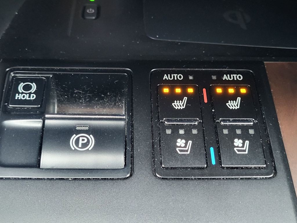 Thumbnail: 2022 Lexus RX - 30