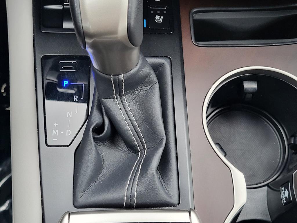 Thumbnail: 2022 Lexus RX - 14