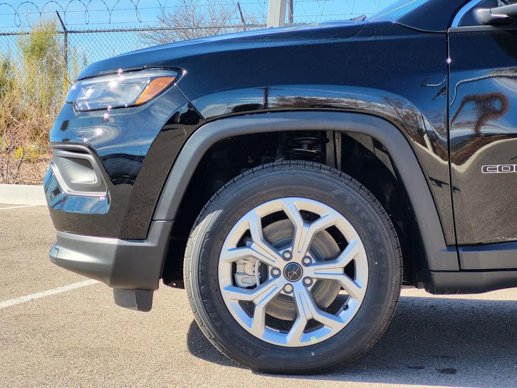 Thumbnail: 2026 Jeep Compass - 5