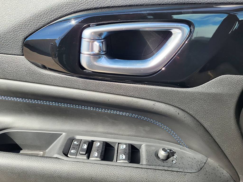 Thumbnail: 2026 Jeep Compass - 19