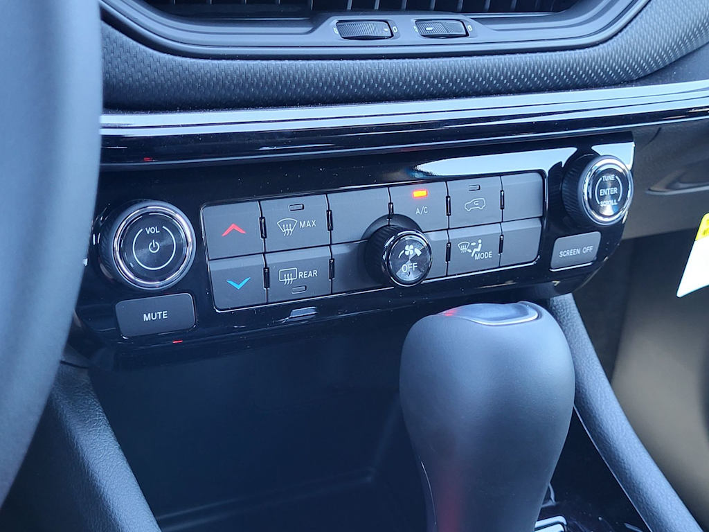 Thumbnail: 2026 Jeep Compass - 20