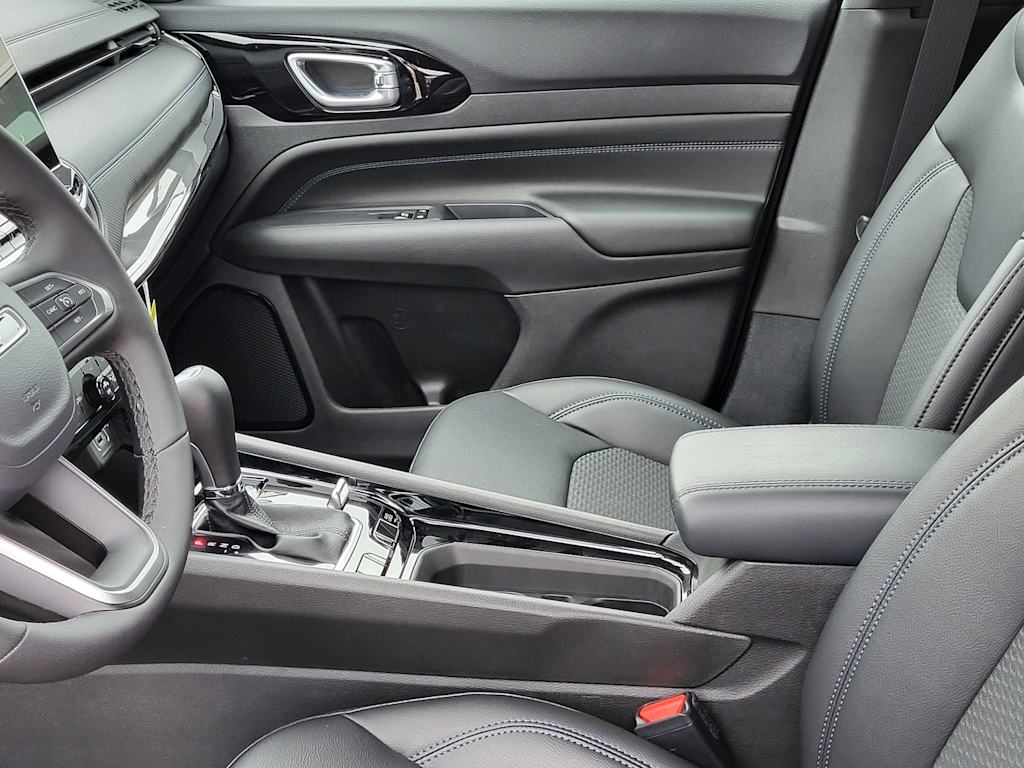 Thumbnail: 2026 Jeep Compass - 10
