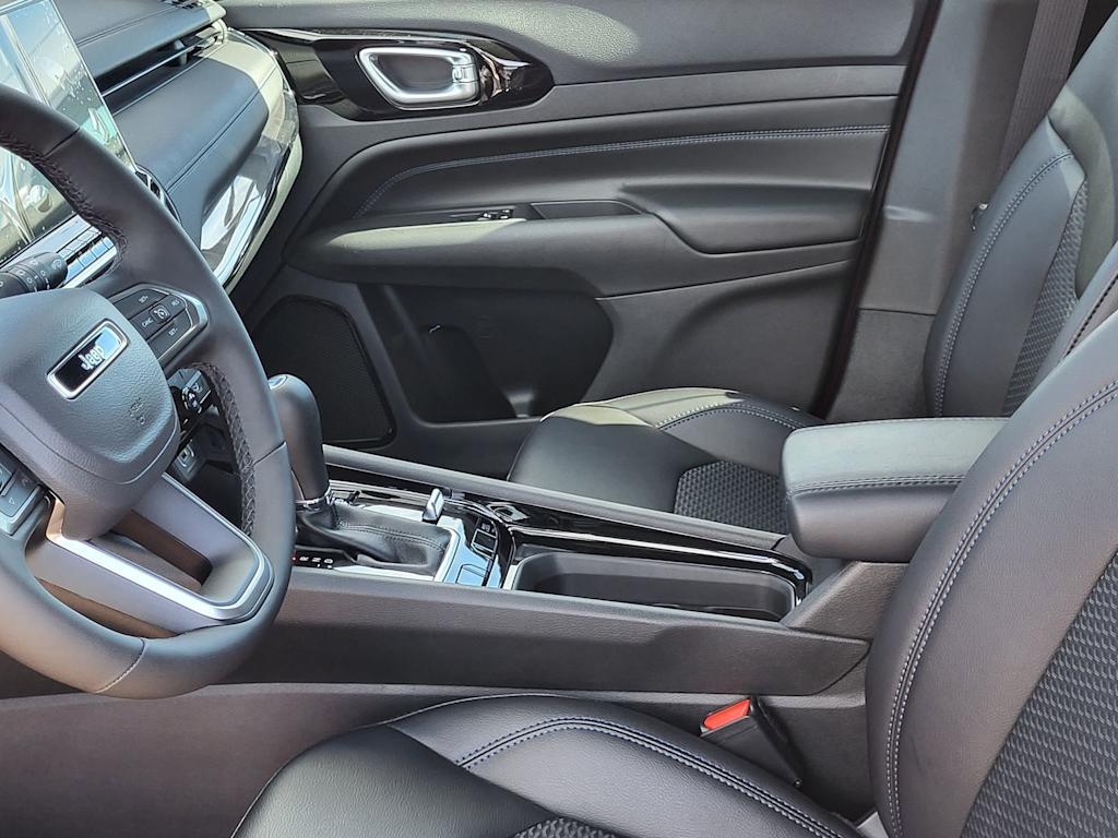 Thumbnail: 2026 Jeep Compass - 10