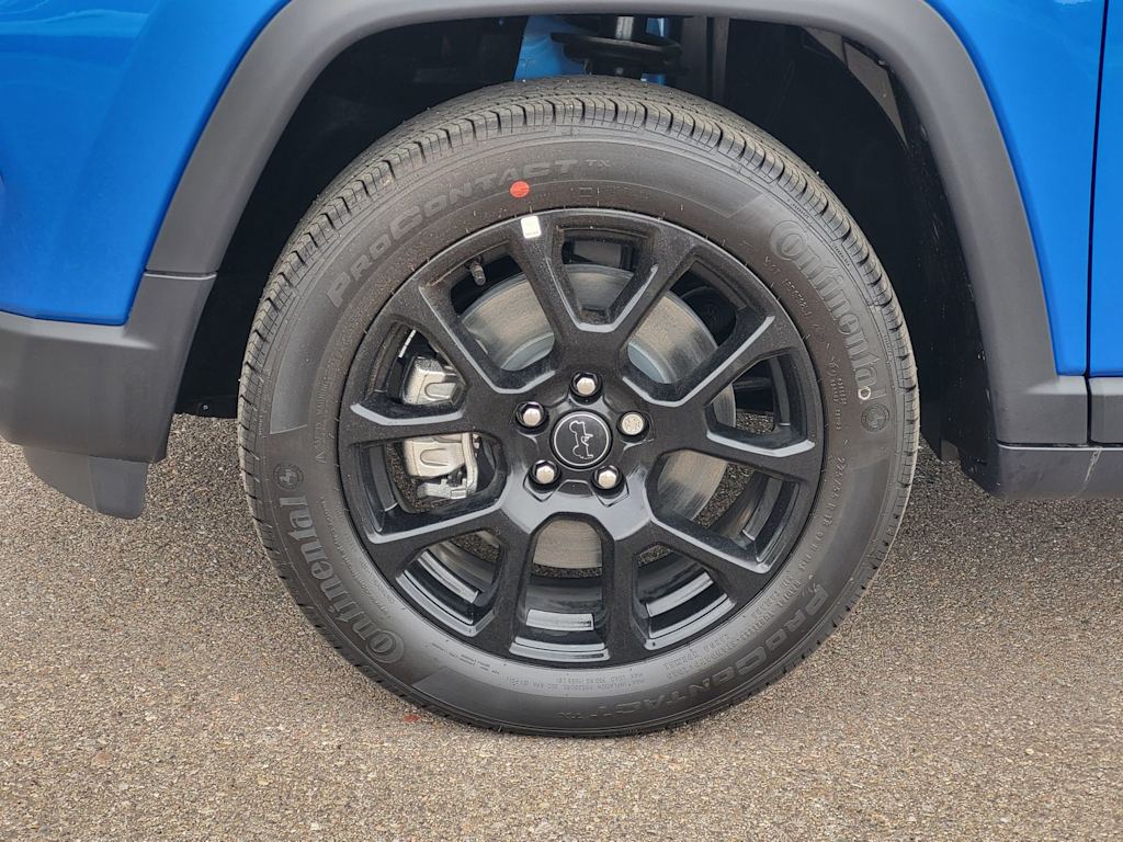 Thumbnail: 2026 Jeep Compass - 16