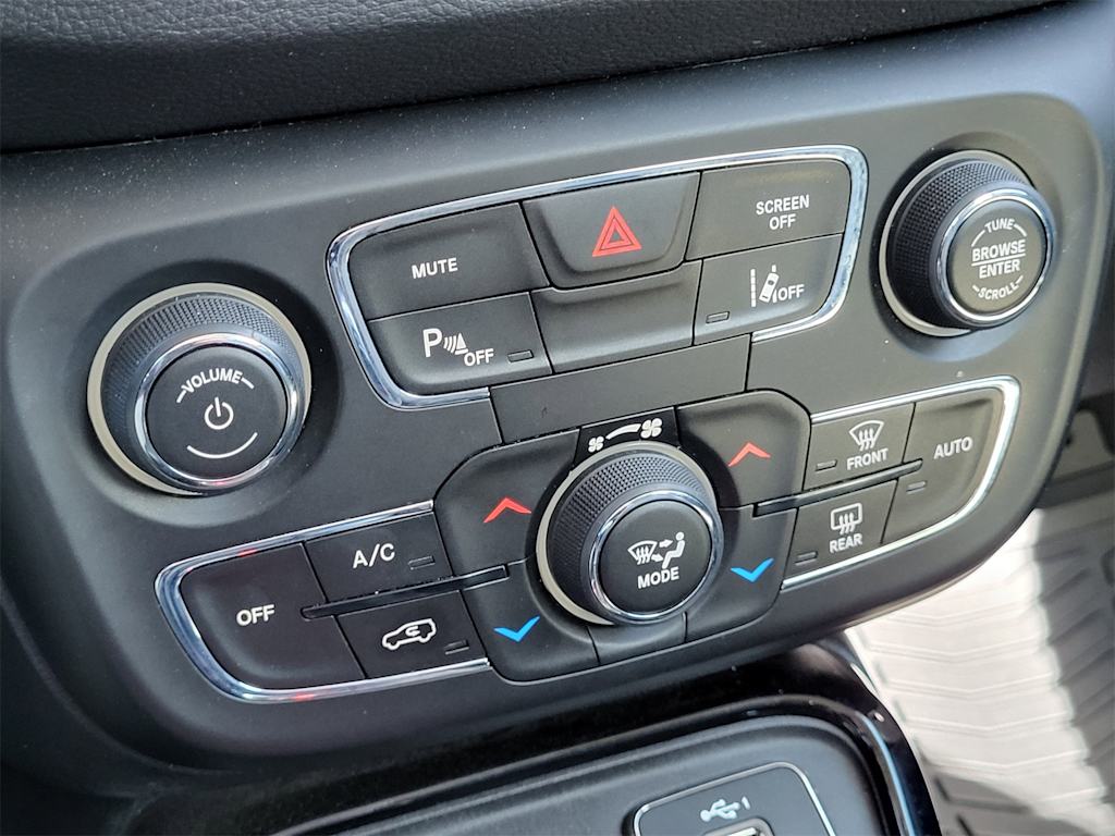 Thumbnail: 2021 Jeep Compass - 23