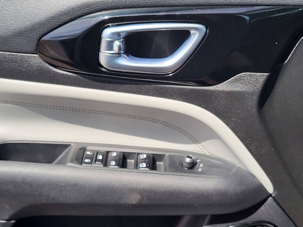 Thumbnail: 2024 Jeep Compass - 24
