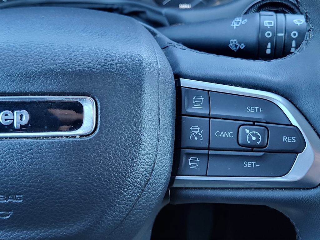 Thumbnail: 2023 Jeep Compass - 29