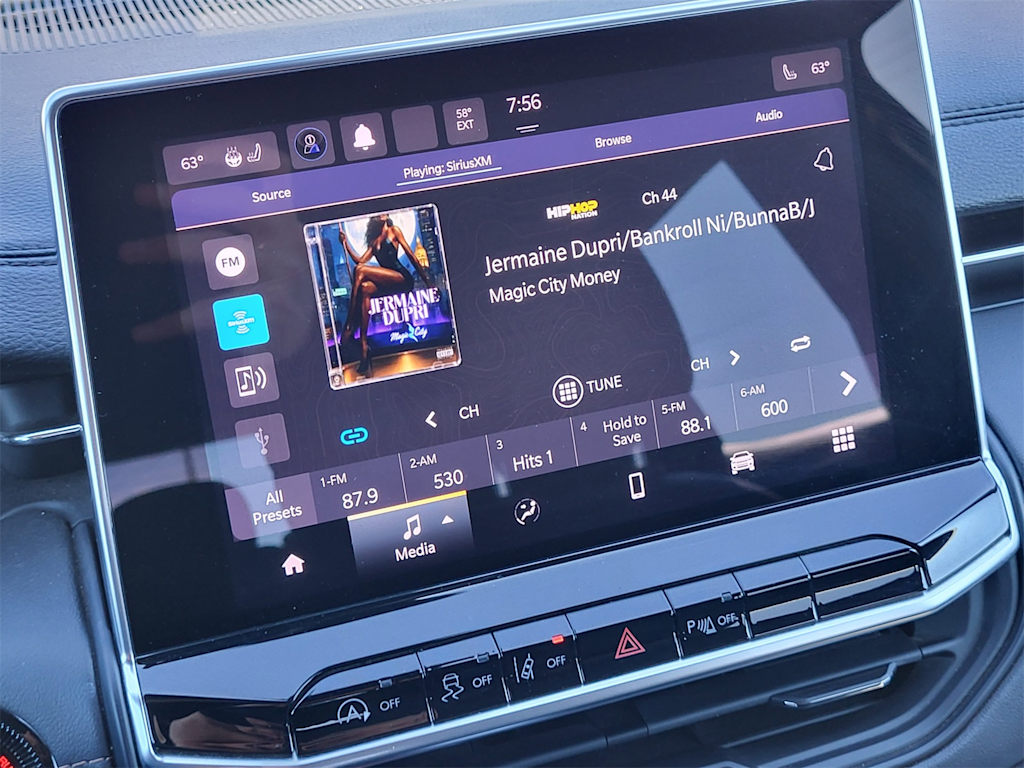 Thumbnail: 2023 Jeep Compass - 15