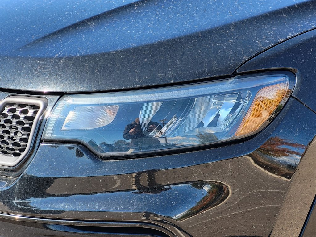 Thumbnail: 2023 Jeep Compass - 20