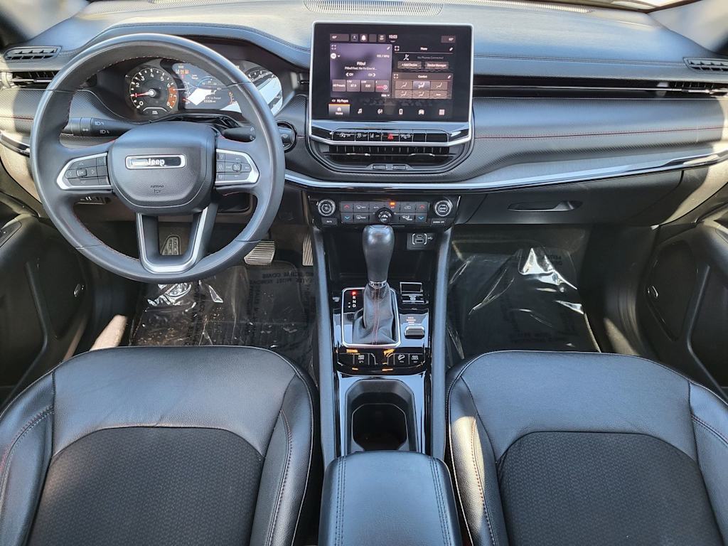 Thumbnail: 2023 Jeep Compass - 9