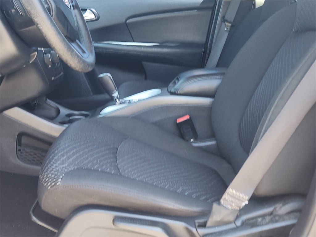 Thumbnail: 2018 Dodge Journey - 11