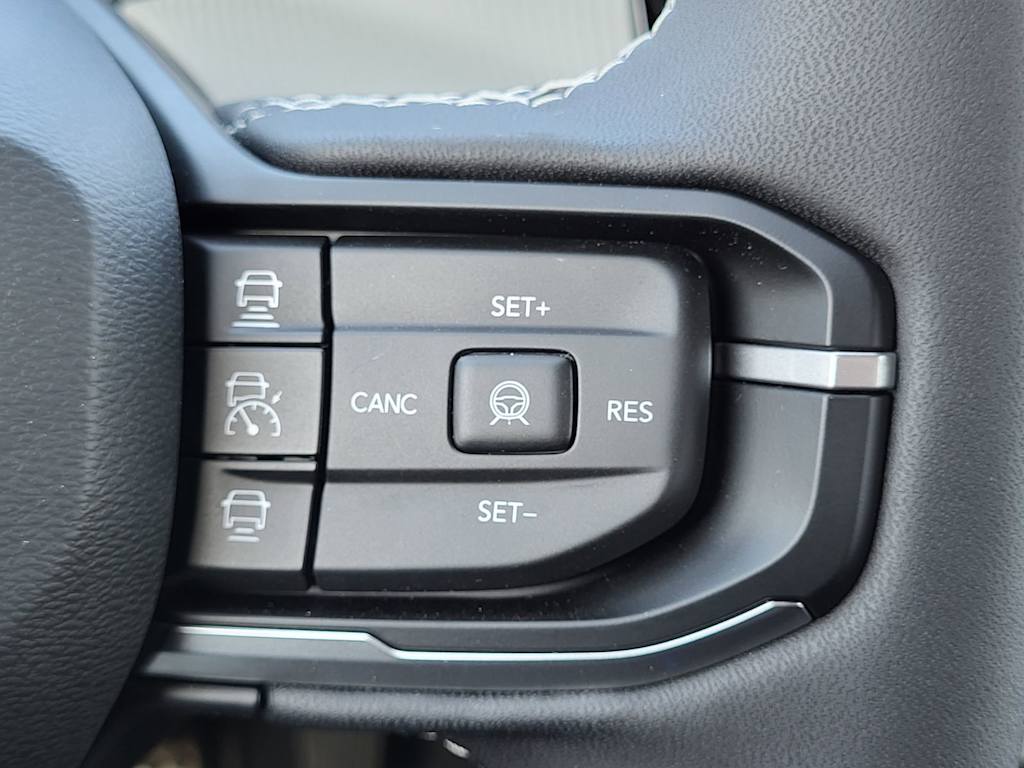 Thumbnail: 2026 Jeep Cherokee - 22