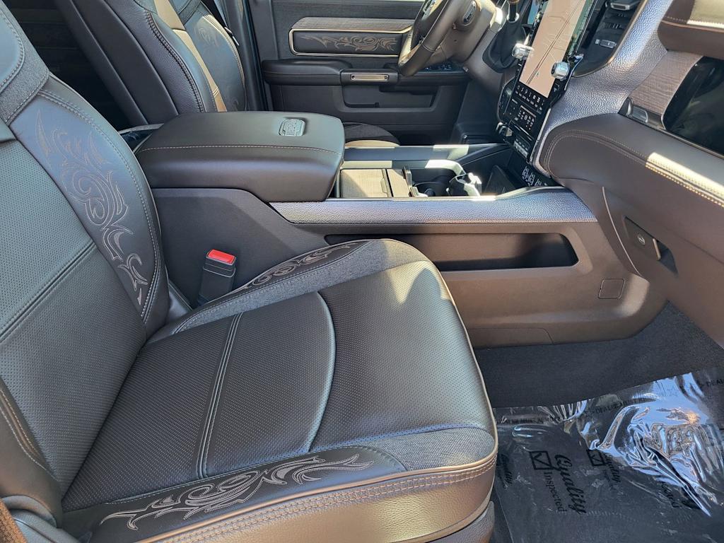 Thumbnail: 2025 RAM 3500 - 31