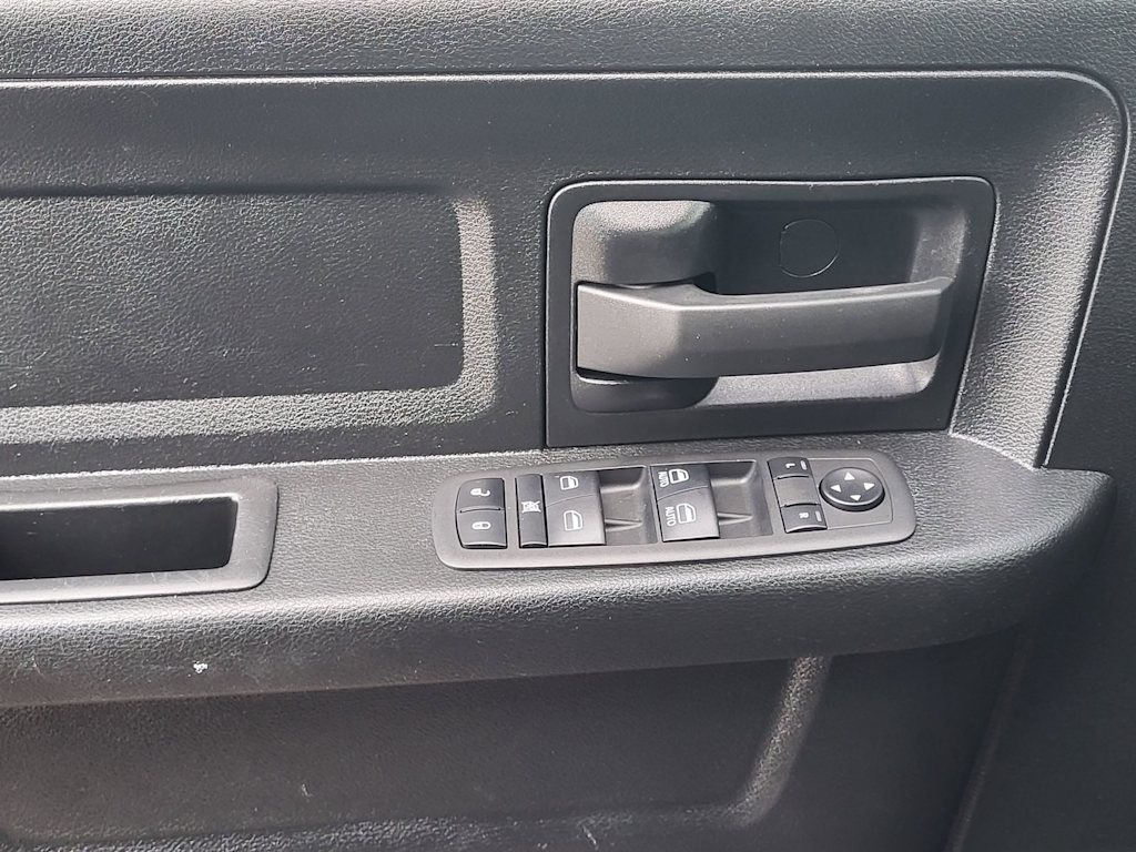 Thumbnail: 2023 RAM 1500 - 25