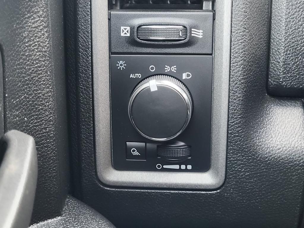 Thumbnail: 2023 RAM 1500 - 28