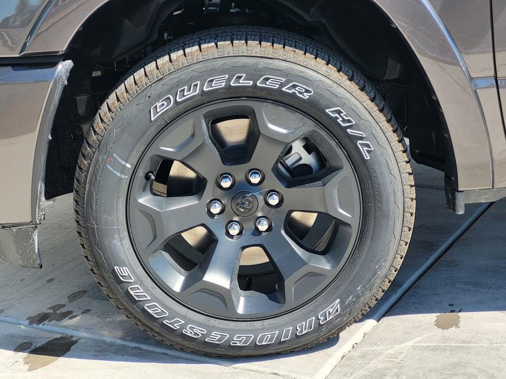 Thumbnail: 2026 RAM 1500 - 14