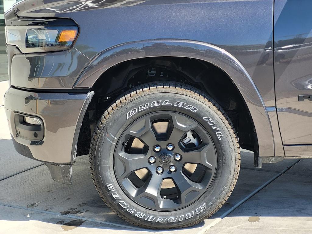 Thumbnail: 2026 RAM 1500 - 6
