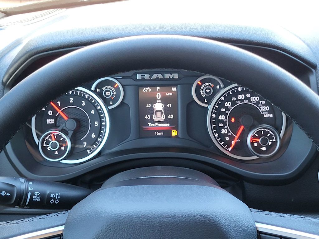 Thumbnail: 2026 RAM 1500 - 11
