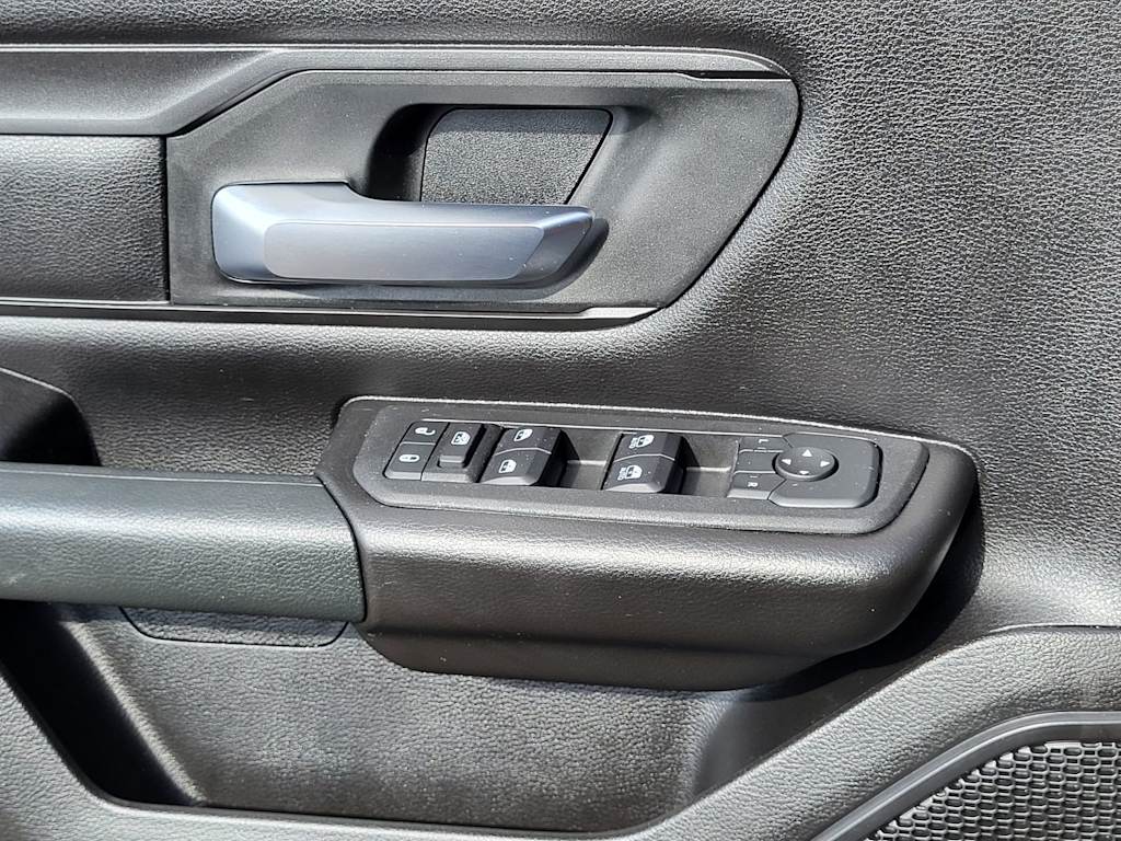 Thumbnail: 2026 RAM 1500 - 22