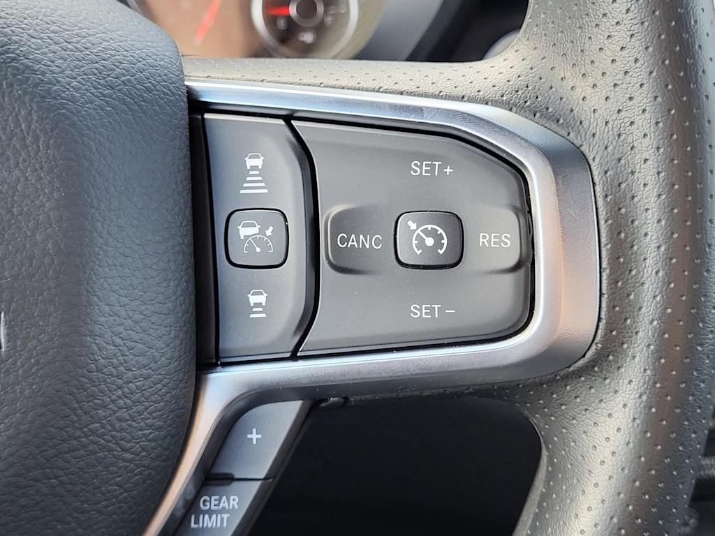 Thumbnail: 2026 RAM 1500 - 18