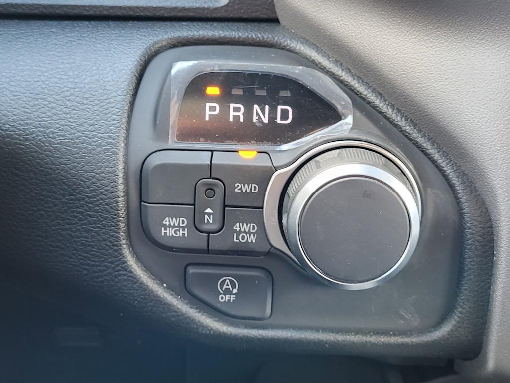 Thumbnail: 2026 RAM 1500 - 20