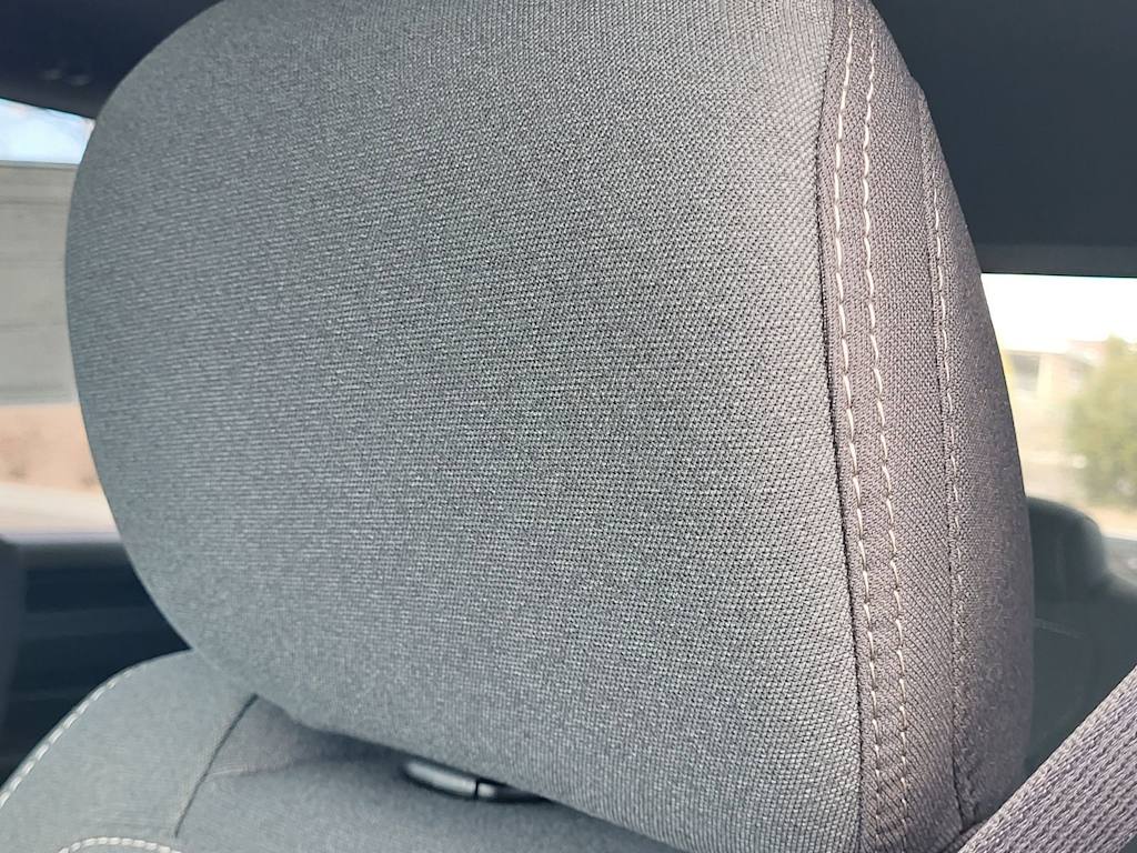 Thumbnail: 2026 RAM 1500 - 9