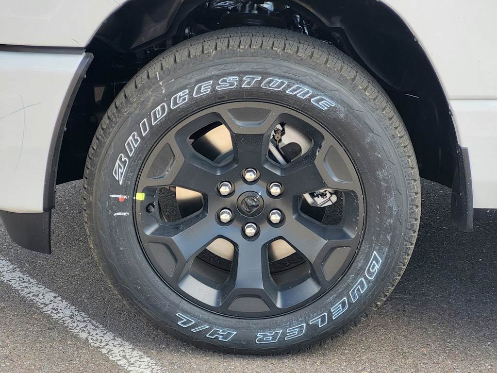 Thumbnail: 2026 RAM 1500 - 14