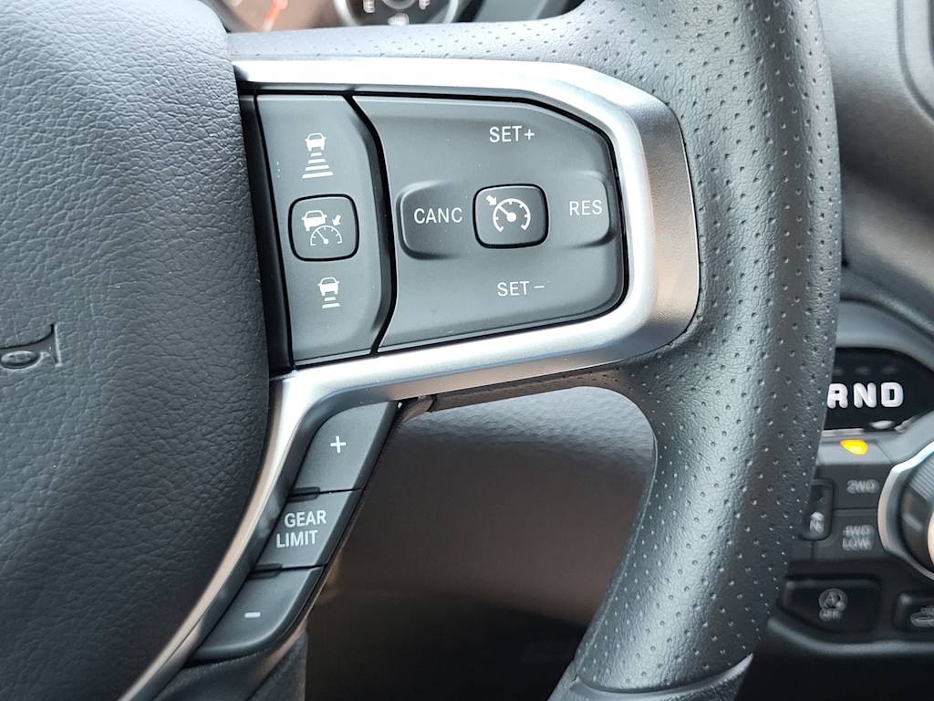 Thumbnail: 2026 RAM 1500 - 18