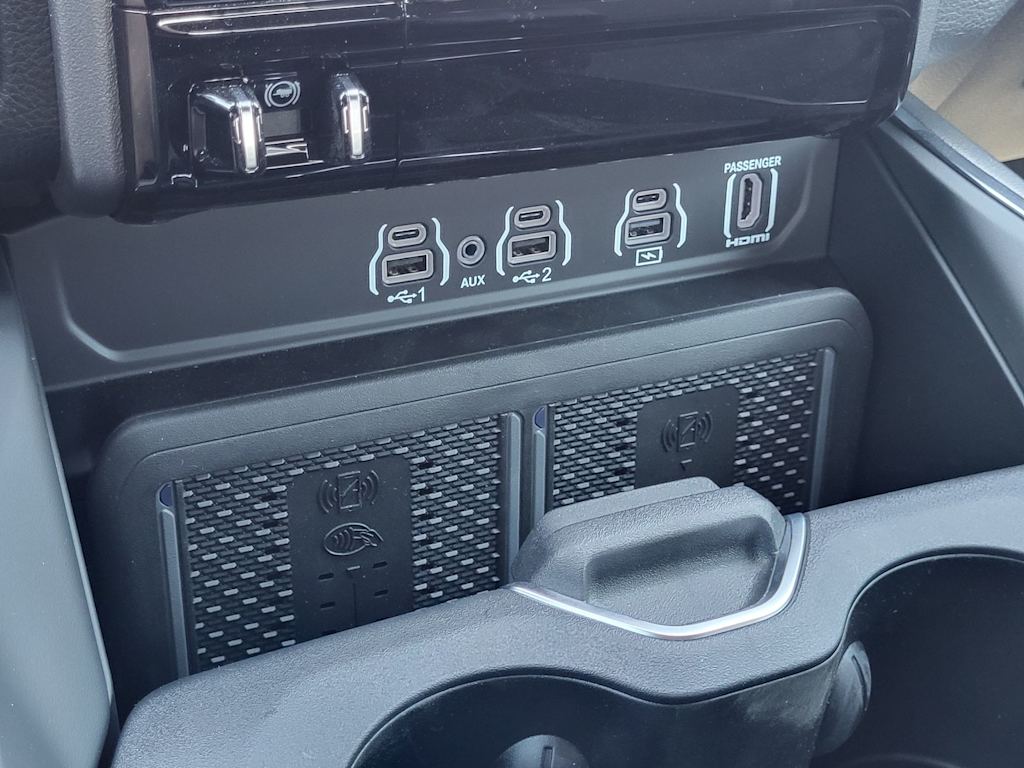 Thumbnail: 2026 RAM 1500 - 10