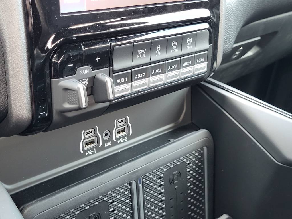 Thumbnail: 2026 RAM 2500 - 24