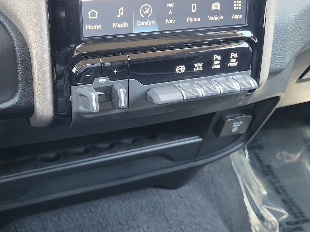 Thumbnail: 2024 RAM 2500 - 28