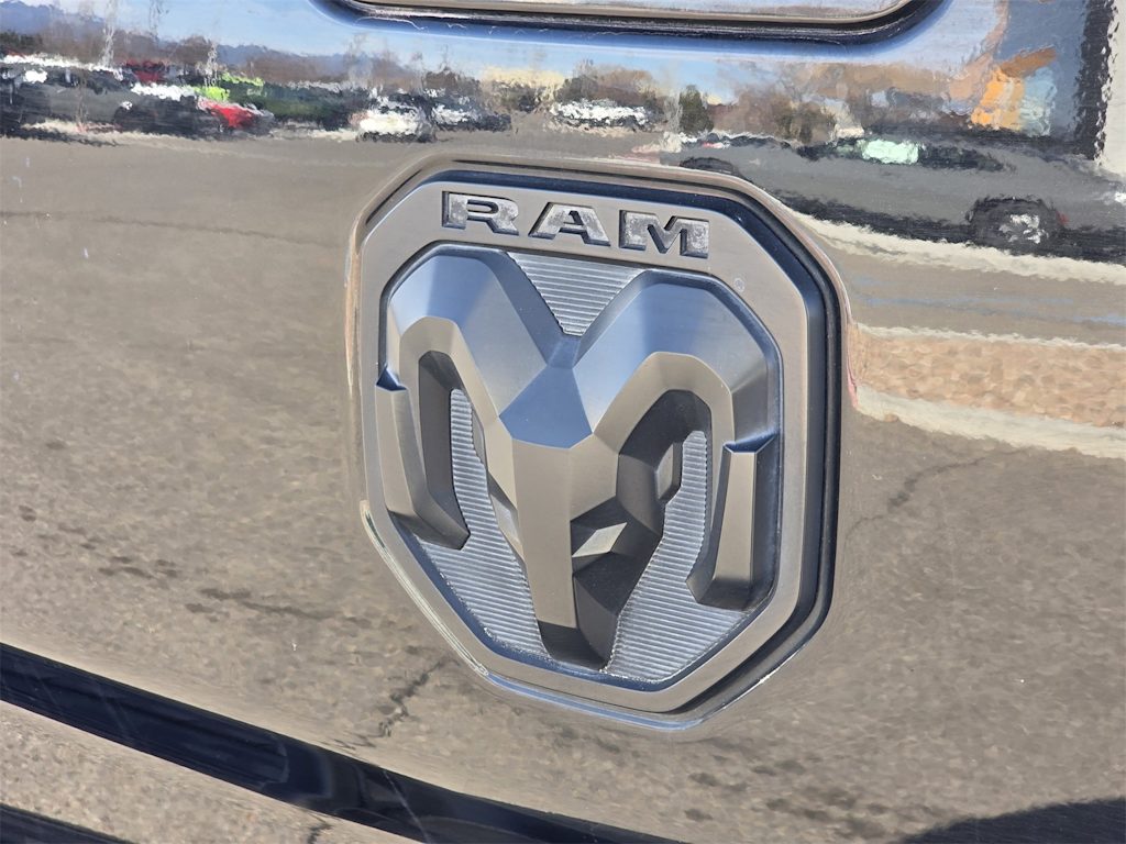 Thumbnail: 2021 RAM 2500 - 18