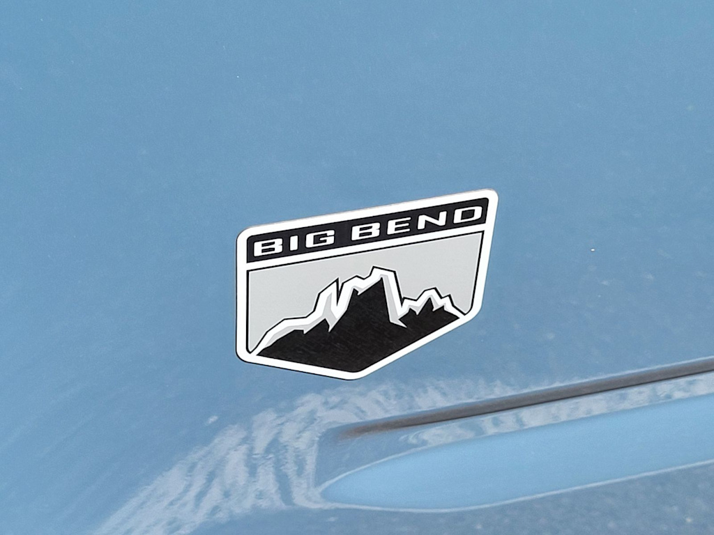 Thumbnail: 2022 Ford Bronco Sport - 5