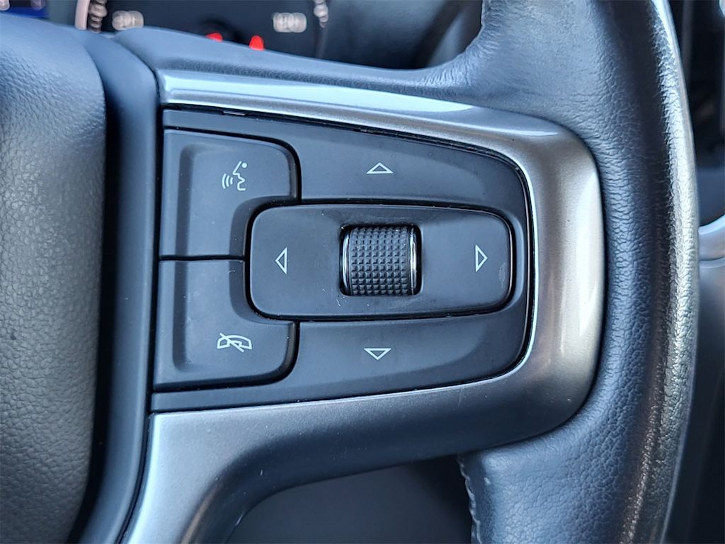 Thumbnail: 2020 Chevrolet Silverado 1500 - 25