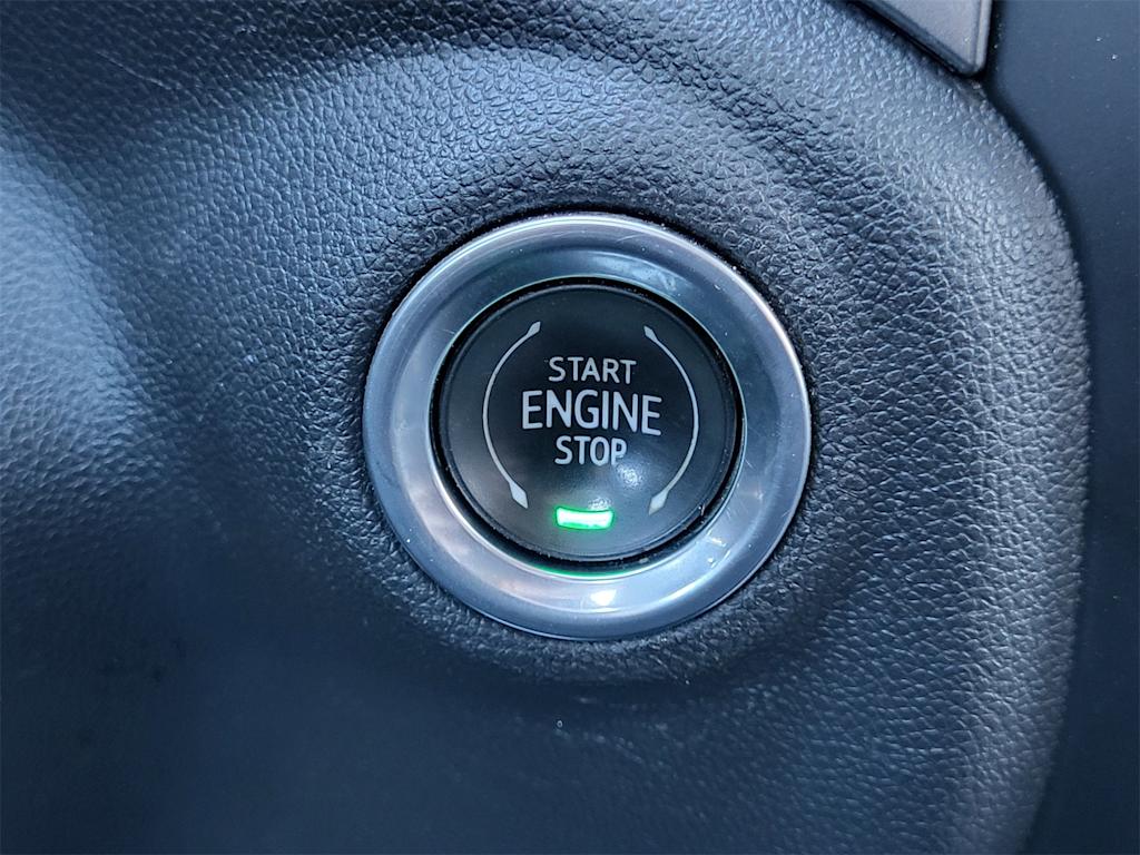 Thumbnail: 2020 Chevrolet Silverado 1500 - 29