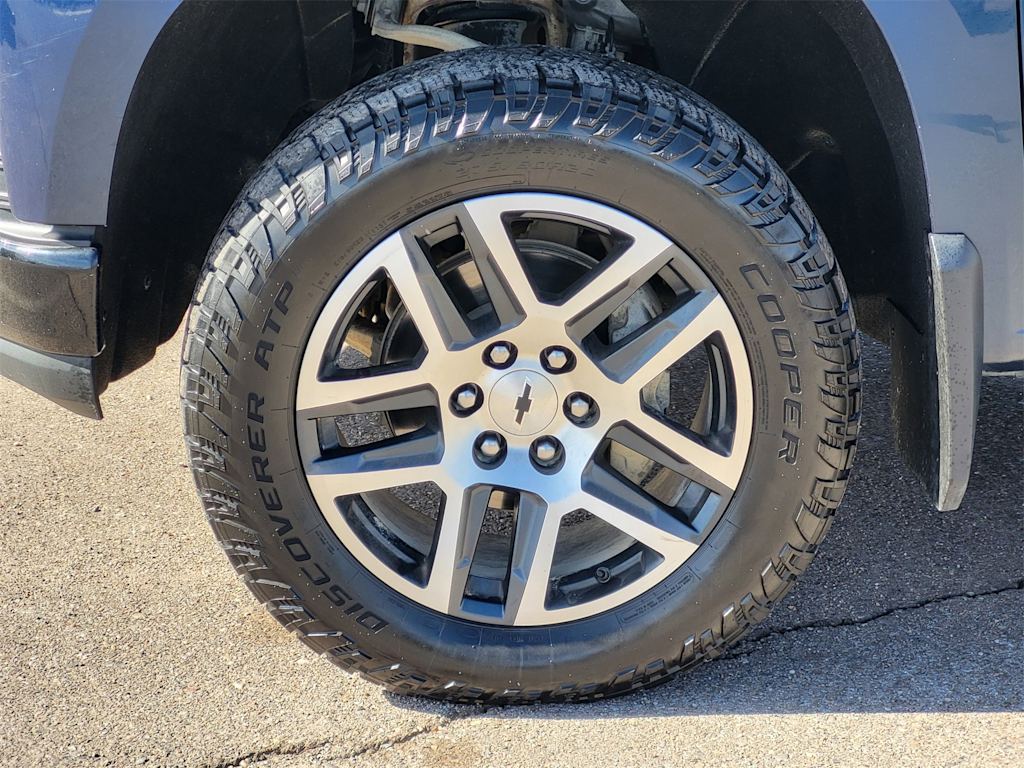 Thumbnail: 2020 Chevrolet Silverado 1500 - 20