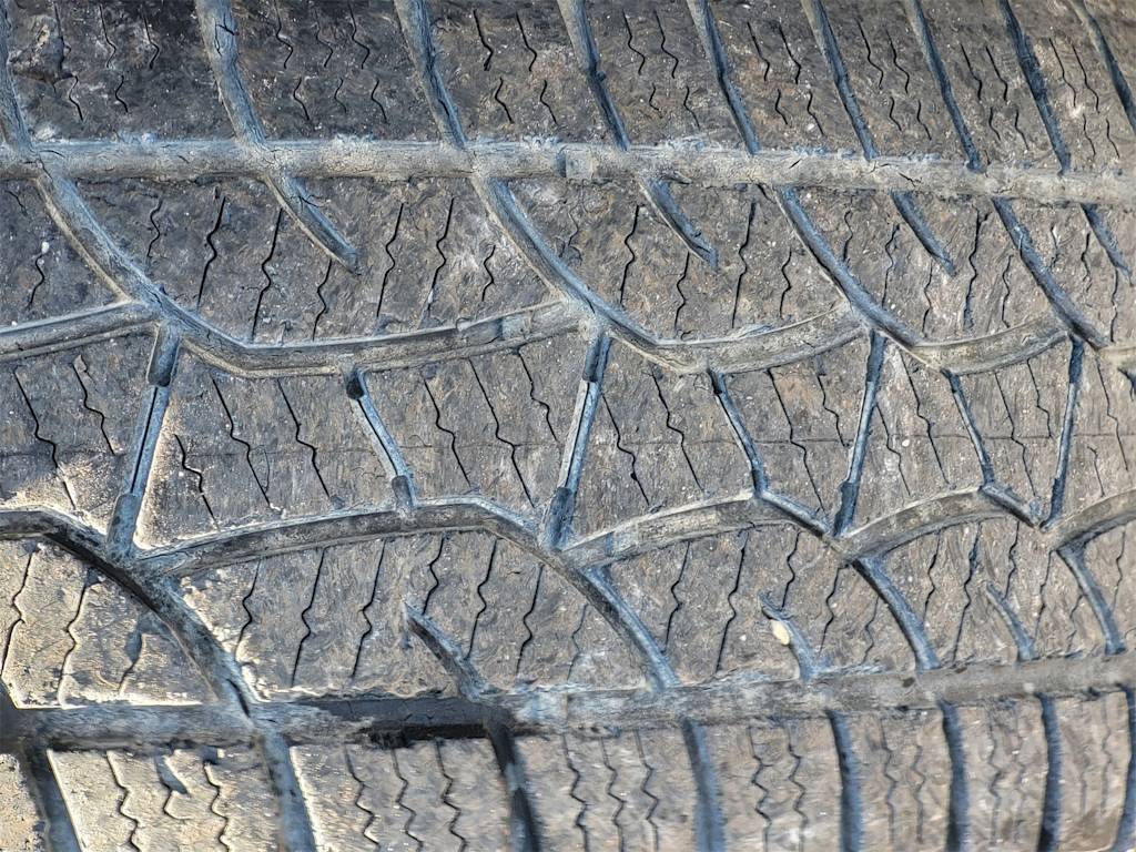 Thumbnail: 2020 Chevrolet Silverado 1500 - 8