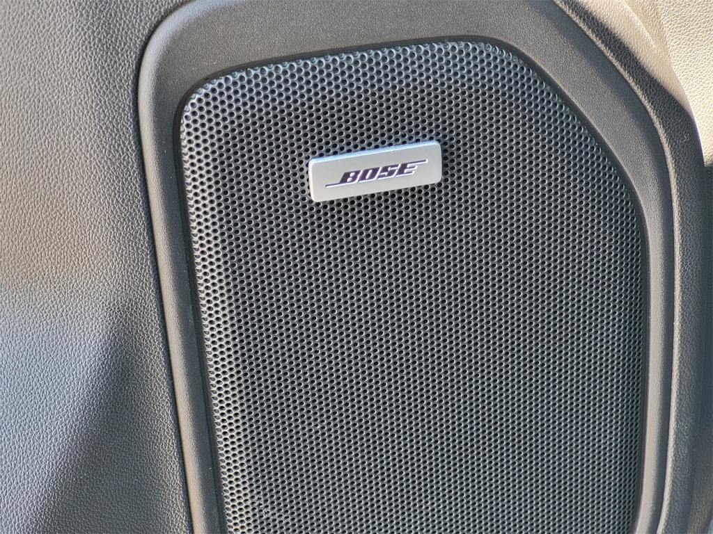 Thumbnail: 2020 Chevrolet Silverado 1500 - 23