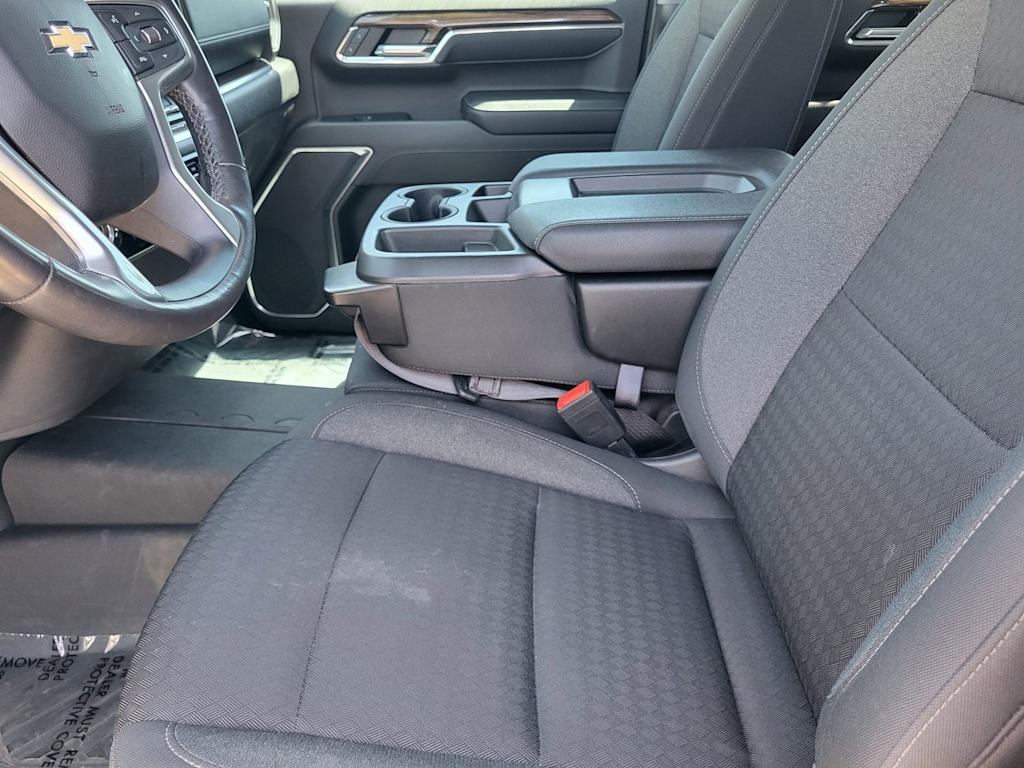 Thumbnail: 2022 Chevrolet Silverado 1500 - 9