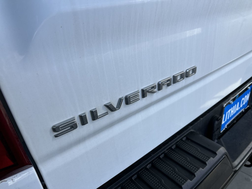 2023 Chevrolet Silverado 1500 LT 7