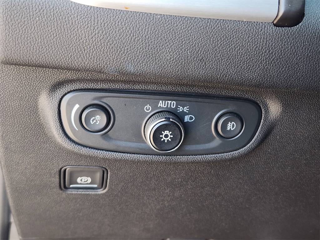 Thumbnail: 2024 GMC Terrain - 25