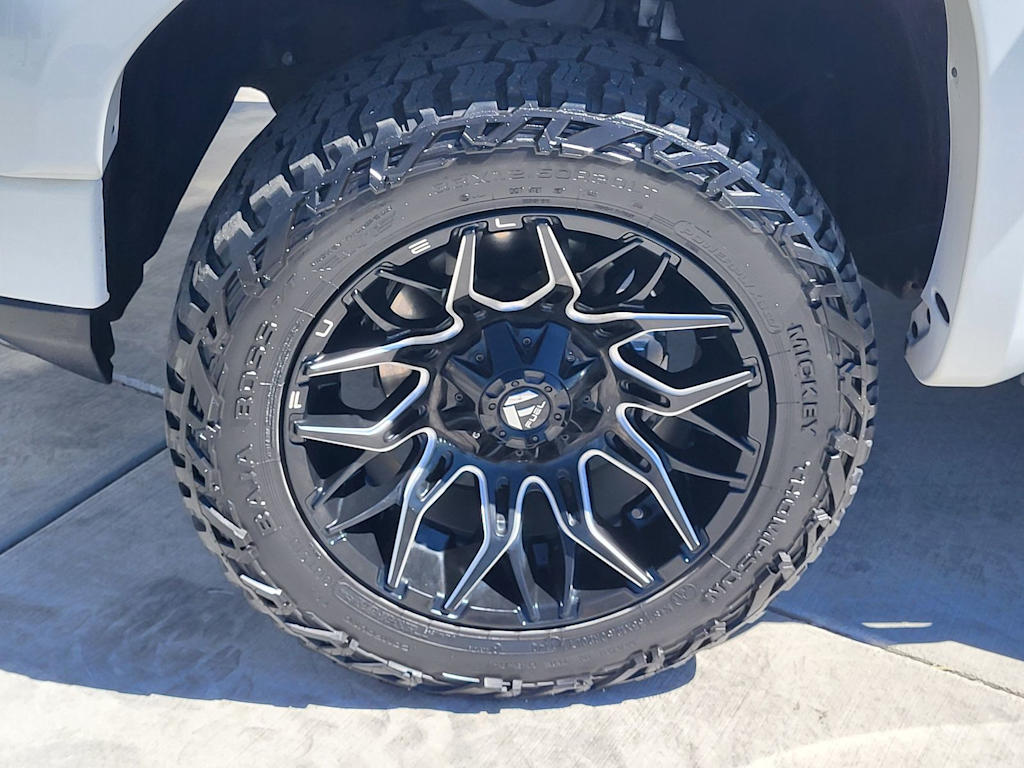 Thumbnail: 2023 GMC Sierra 1500 - 18