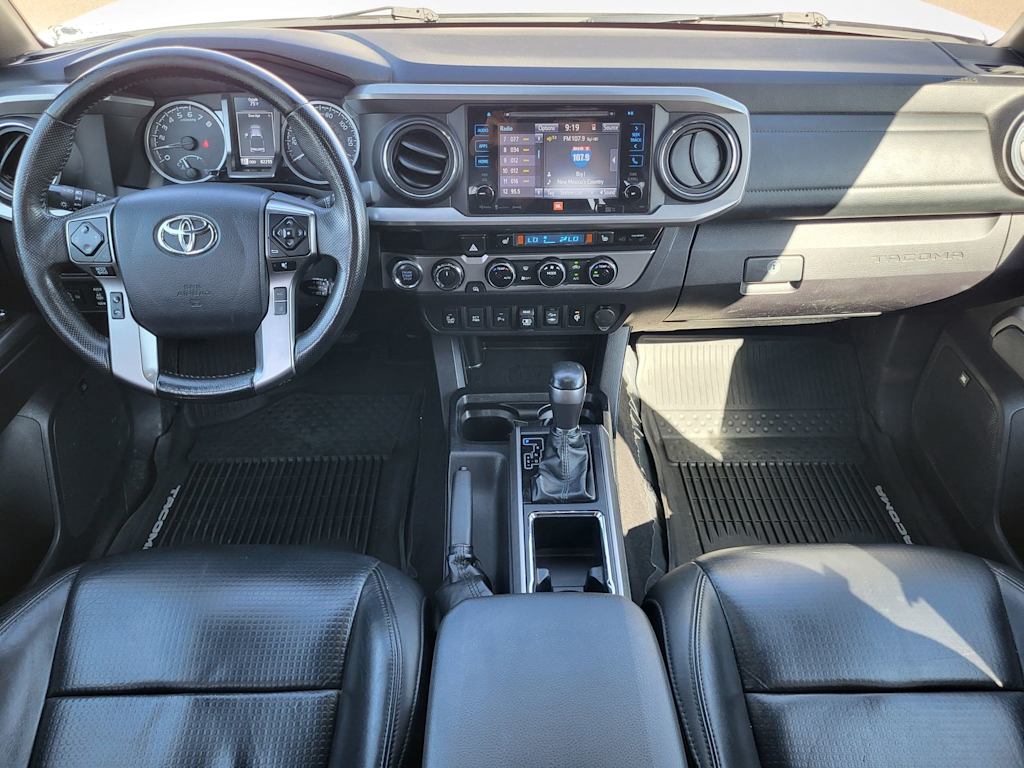 Thumbnail: 2018 Toyota Tacoma - 12