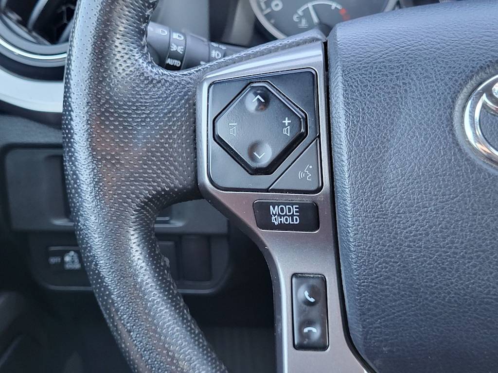 Thumbnail: 2018 Toyota Tacoma - 28