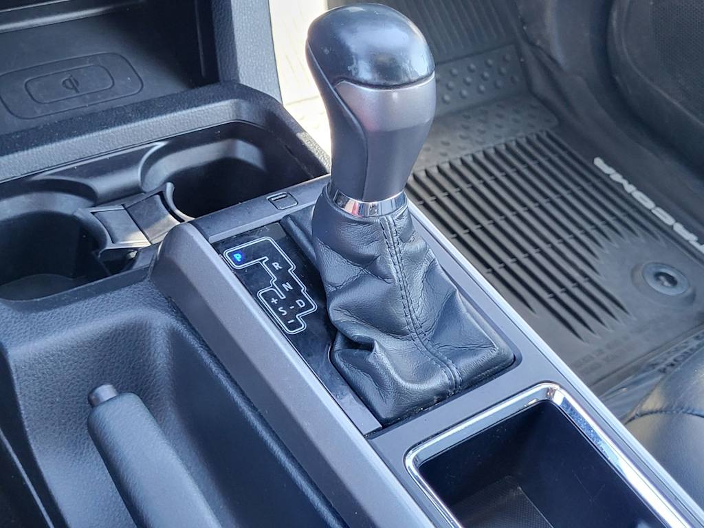 Thumbnail: 2018 Toyota Tacoma - 14
