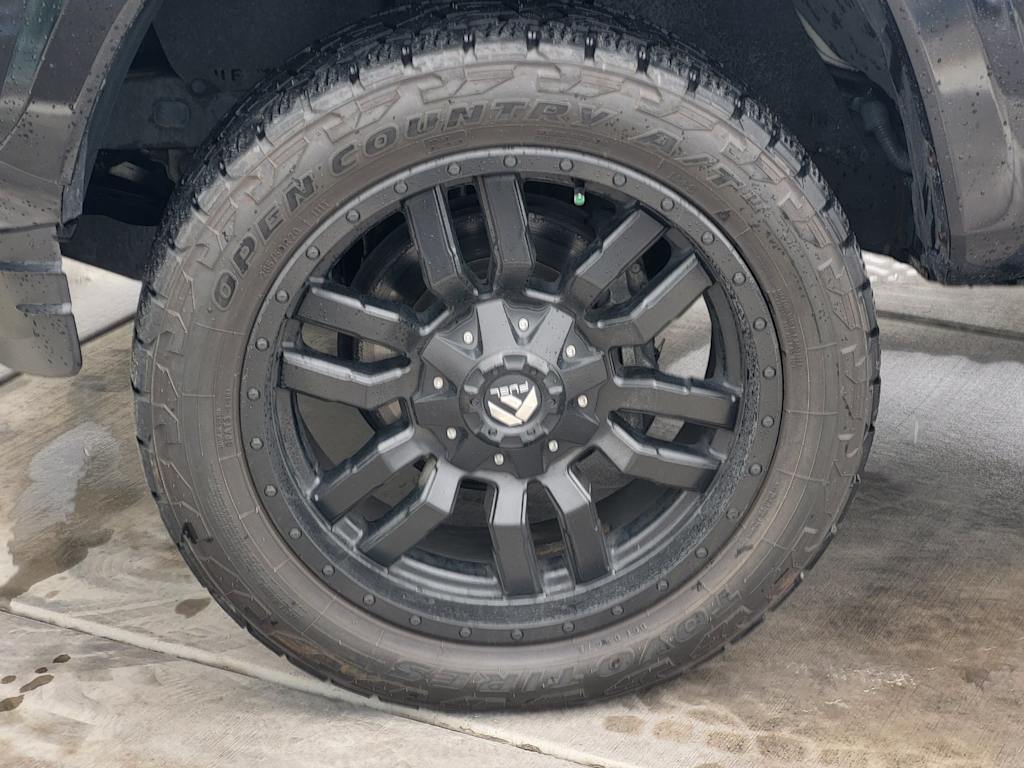 Thumbnail: 2020 Toyota Tacoma - 20