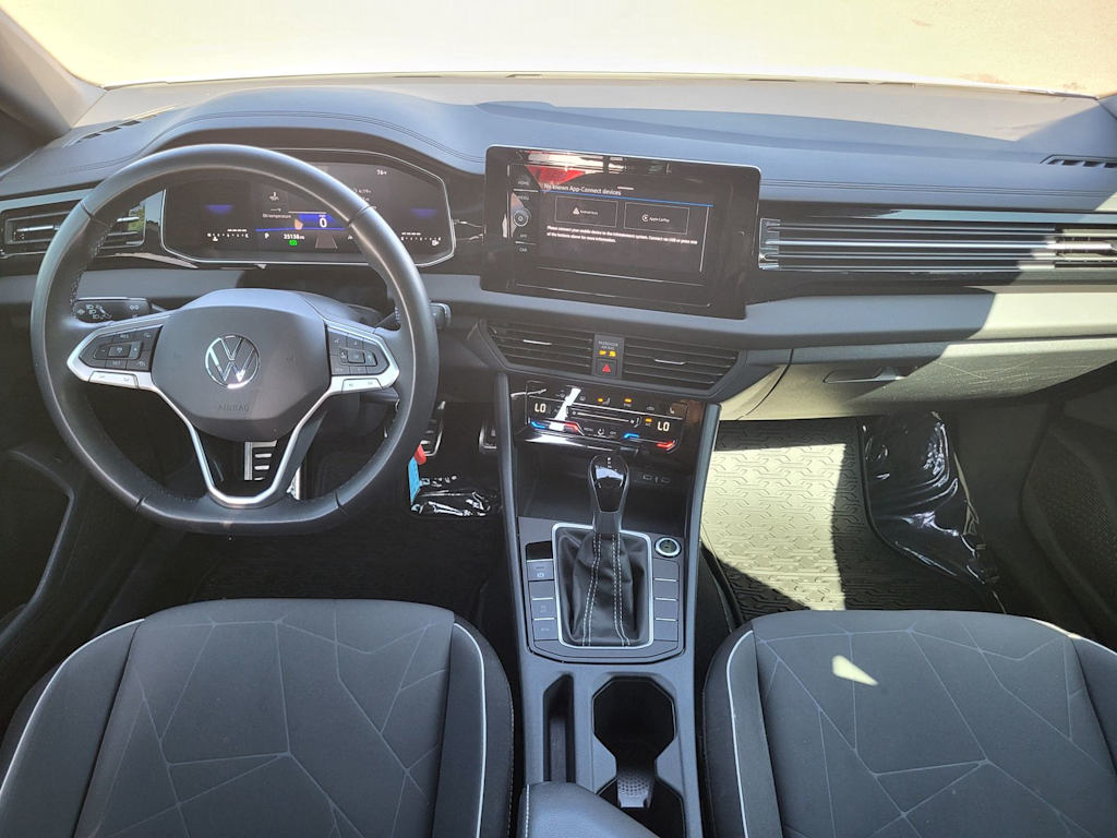 Thumbnail: 2025 Volkswagen Jetta - 8