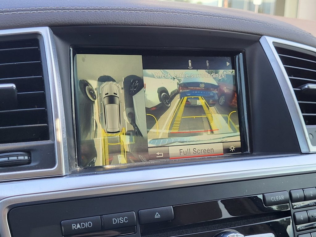 Thumbnail: 2015 Mercedes-Benz GL-Class - 25