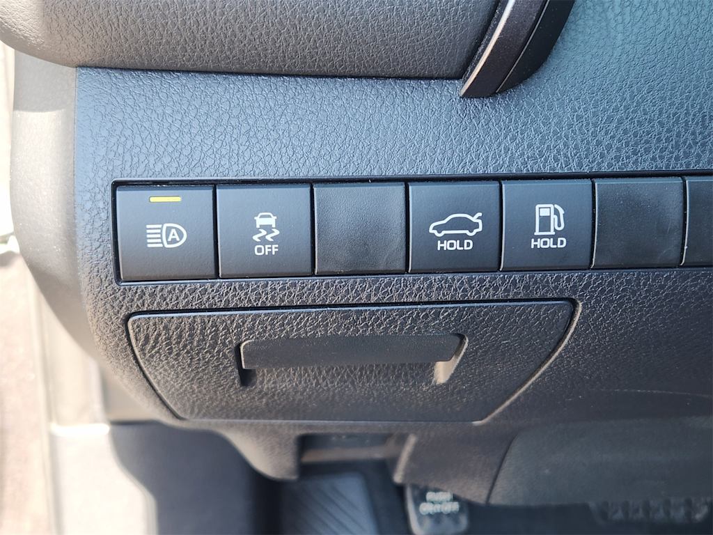 Thumbnail: 2024 Toyota Camry - 24